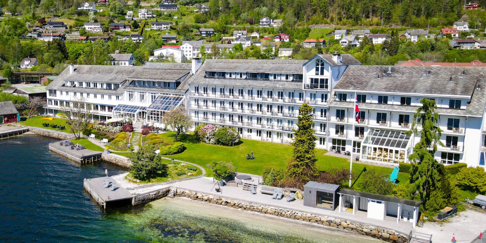 Brakanes Hotel i Fjordtind Hotels kjeden i Ulvik i Hardangerfjorden